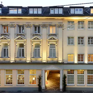 4* Апарт-отель Living Am Carlsplatz